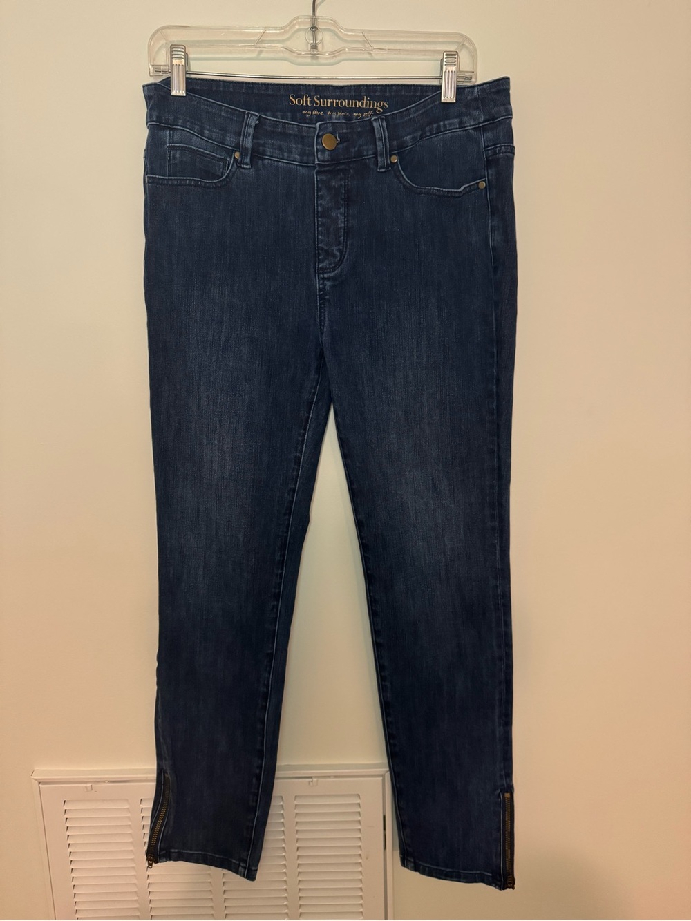 Soft Surroundings Women's Dark Blue Slim Jeans with Ankle Zips size Small